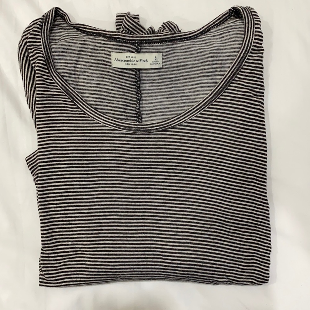 Abercrombie long sleeve tee